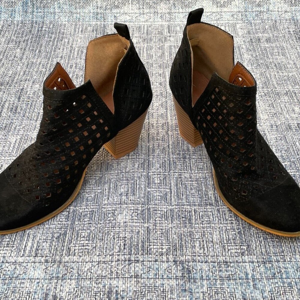 Weeboo Women Boots Black Fuax Leather Upper Bootie Shoes Size 8